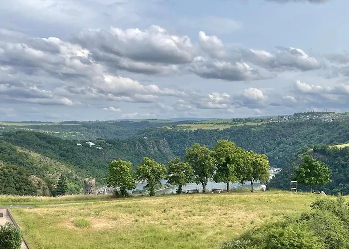 Apartment #3 Studioapartment Mit Loreleyblick Direkt An Der Schönsten Etappe Des Rheinsteigs Patersberg